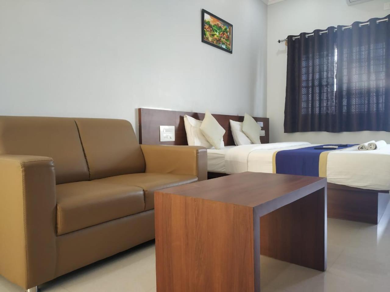Hotel Gateway Suites Bangalore Airport Yelahanka Exterior foto